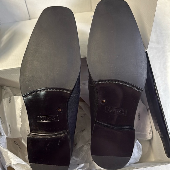 GUESS Men's Handy Black Loafers- Size 12 - Picture 10 of 12